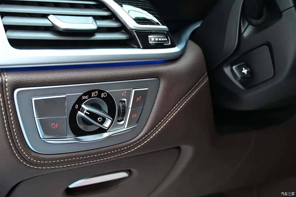 BMW 7 Series, 2021 25