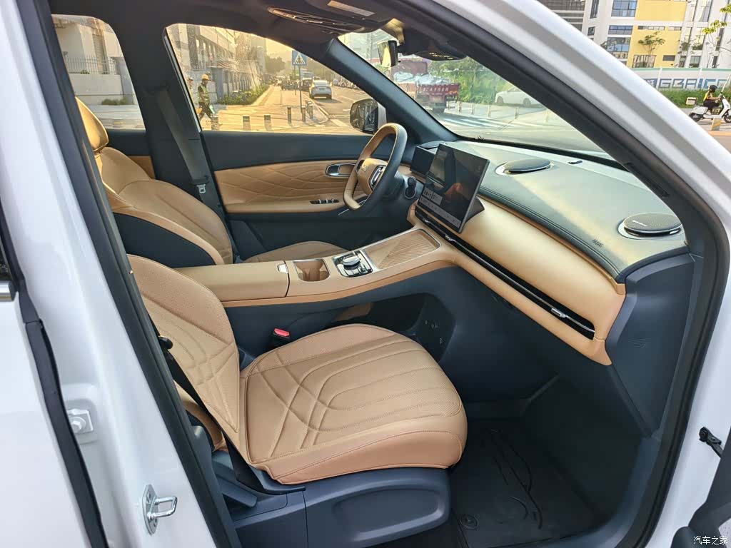 Geely 7, 2025 20