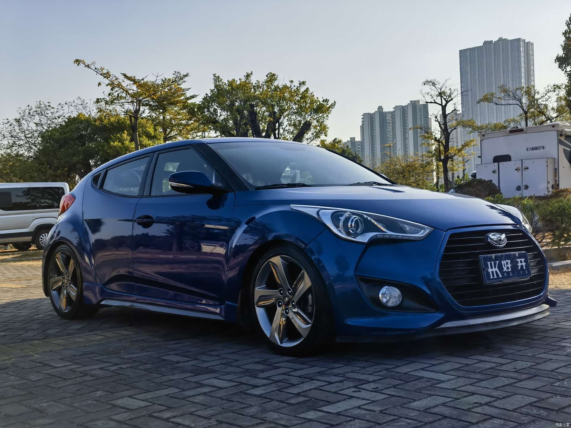 Hyundai Veloster, 2015 3