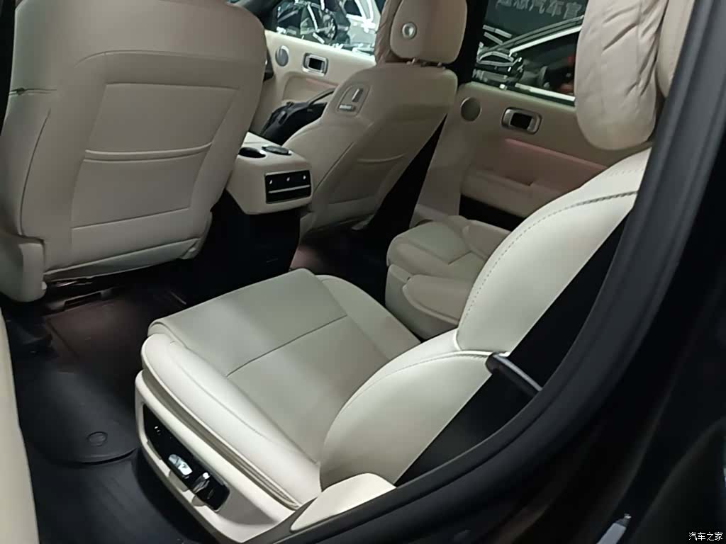 Li Auto L8, 2023 17