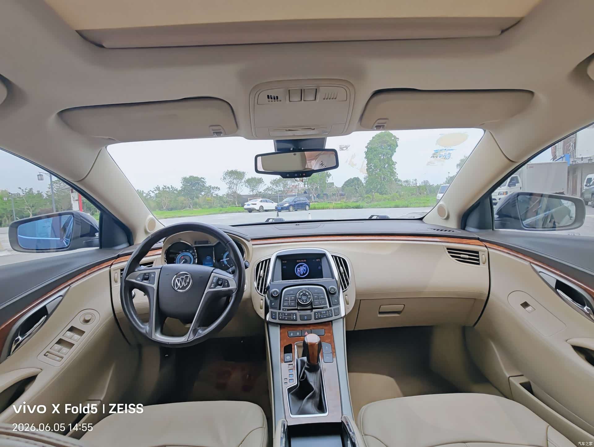 Buick LaCrosse, 2011 все фото