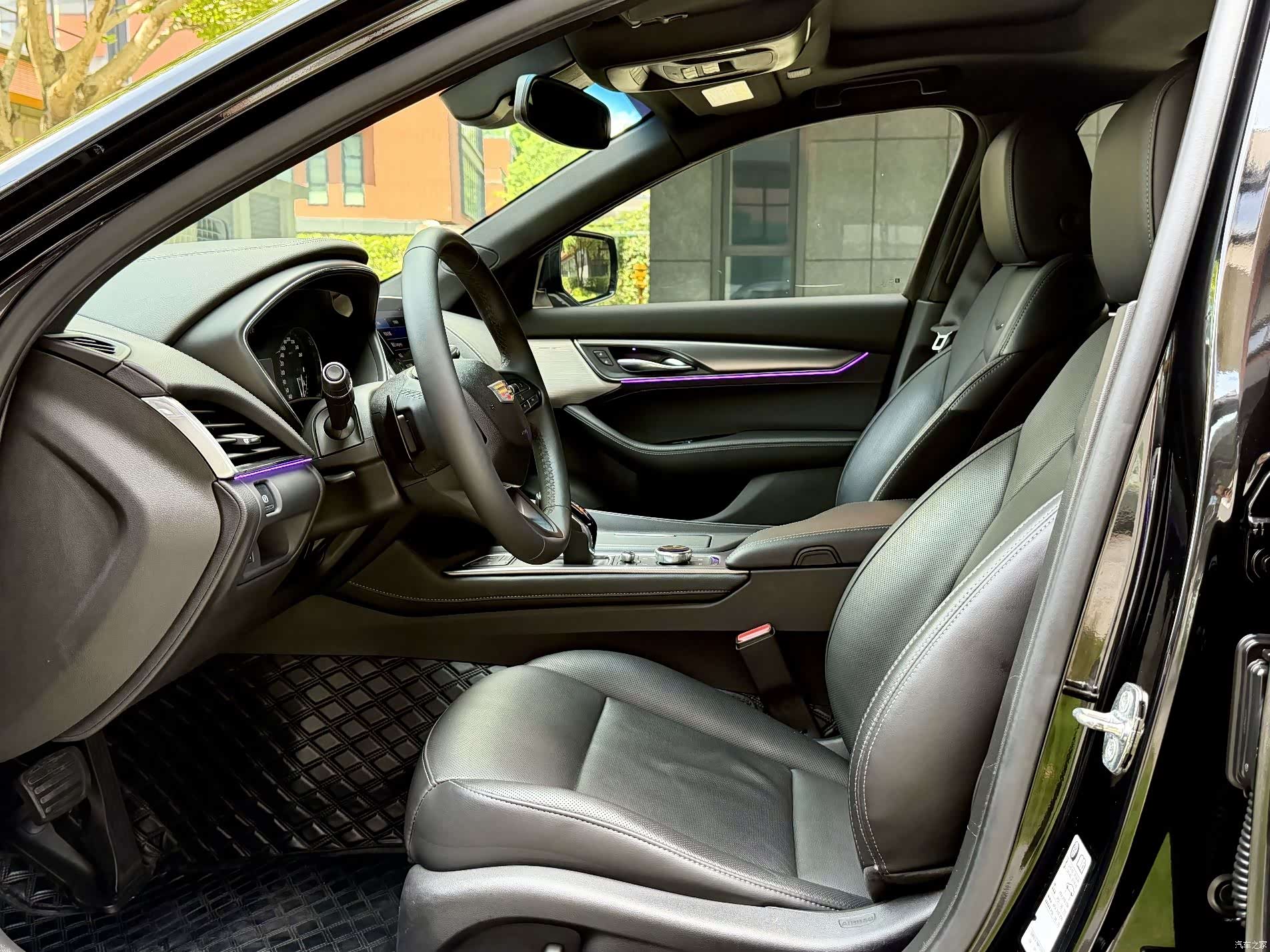 Cadillac CT5, 2022 14
