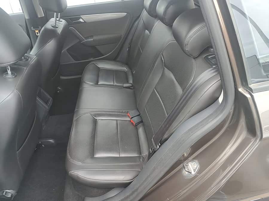 Volkswagen Tiguan 2015, фото 17