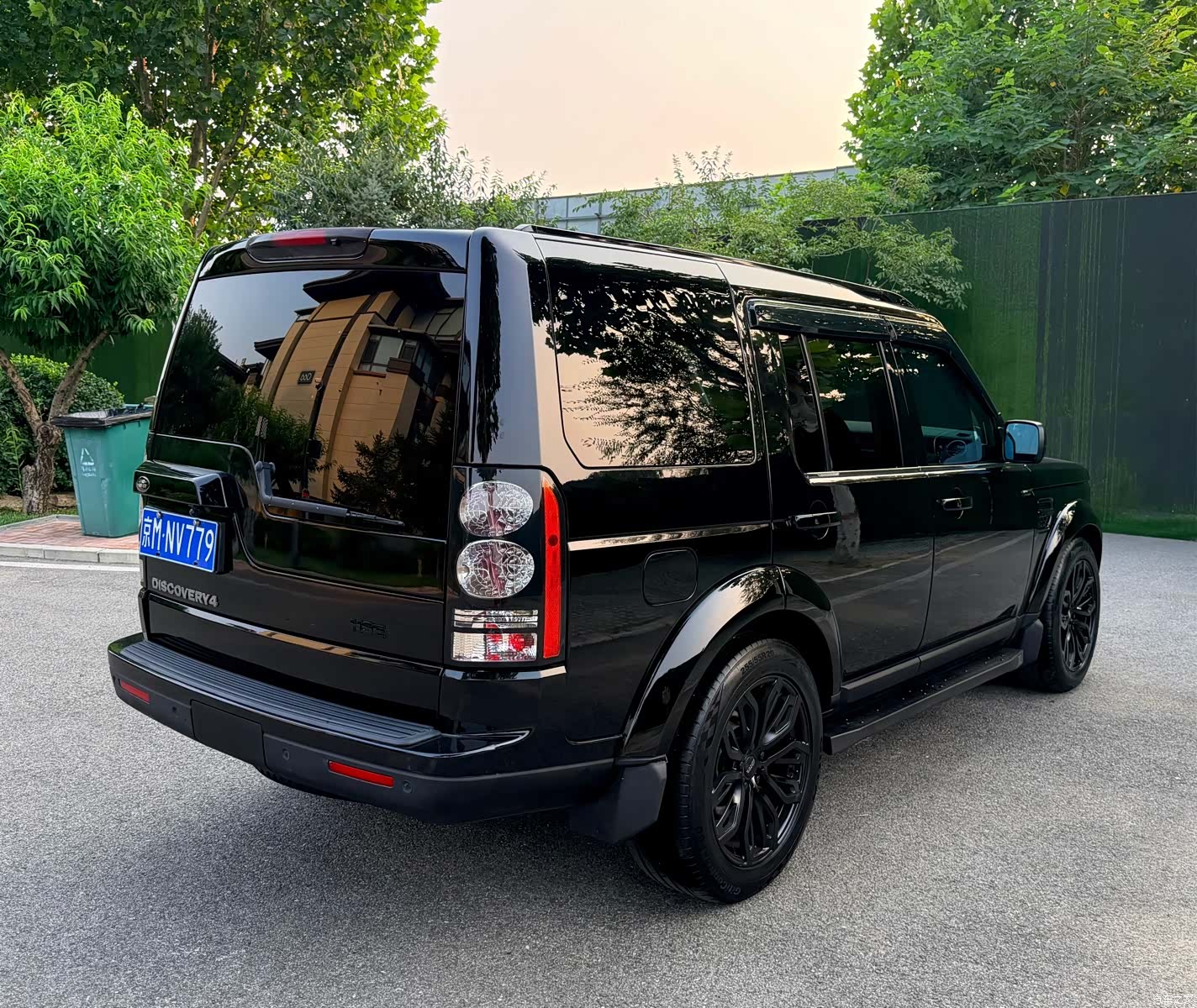 Land Rover Discovery, 2011 все фото