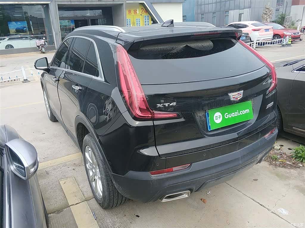 Cadillac XT4, 2022 23