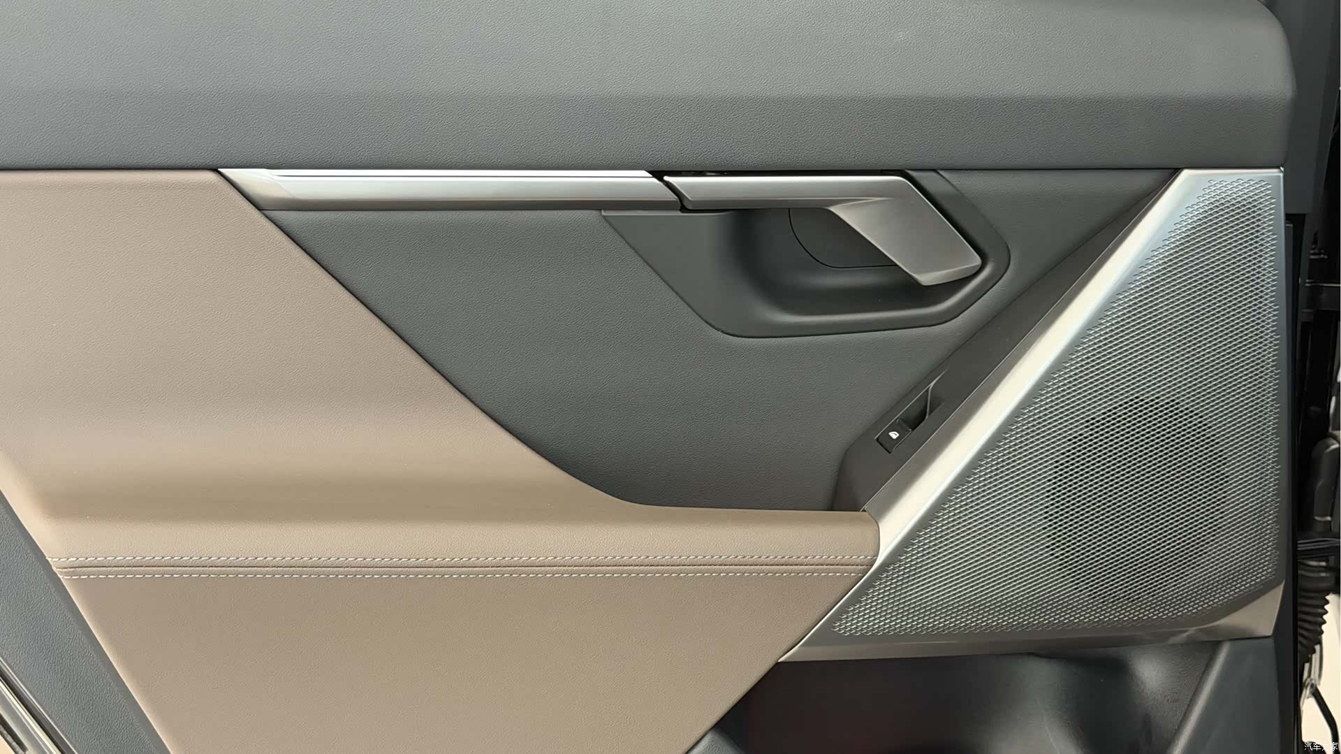 BMW 5 Series, 2024 19