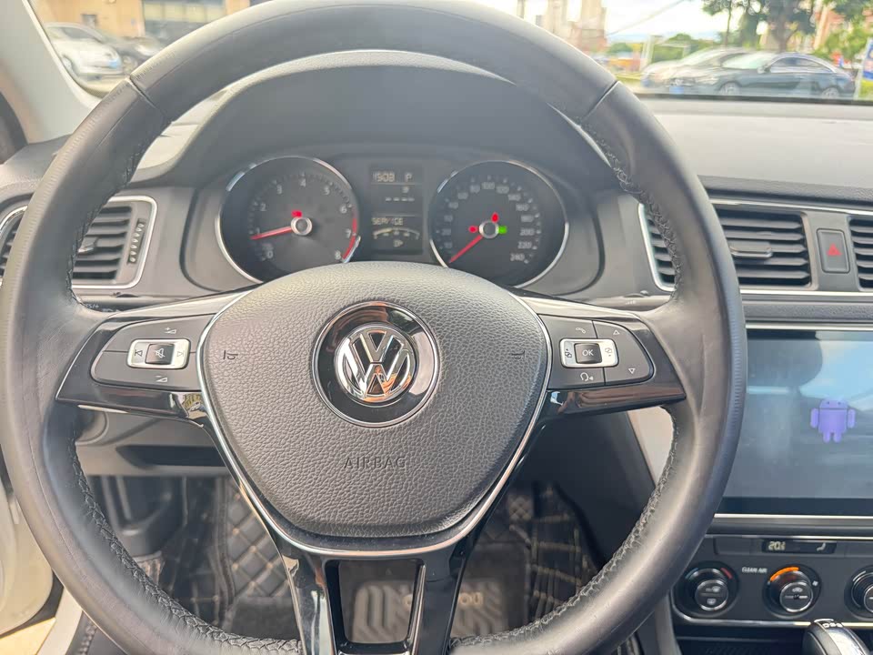 Volkswagen Lavida