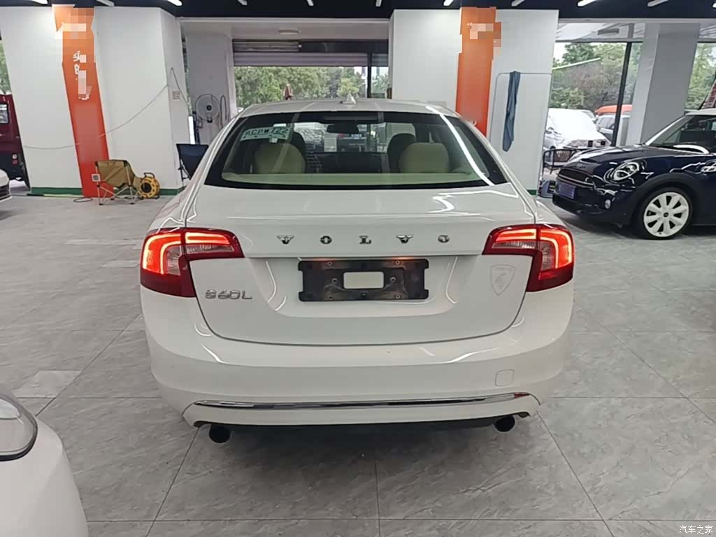 Volvo S60, 2014 6