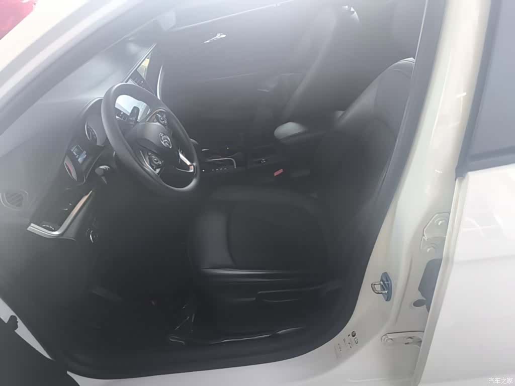 Buick Verano, 2018 15