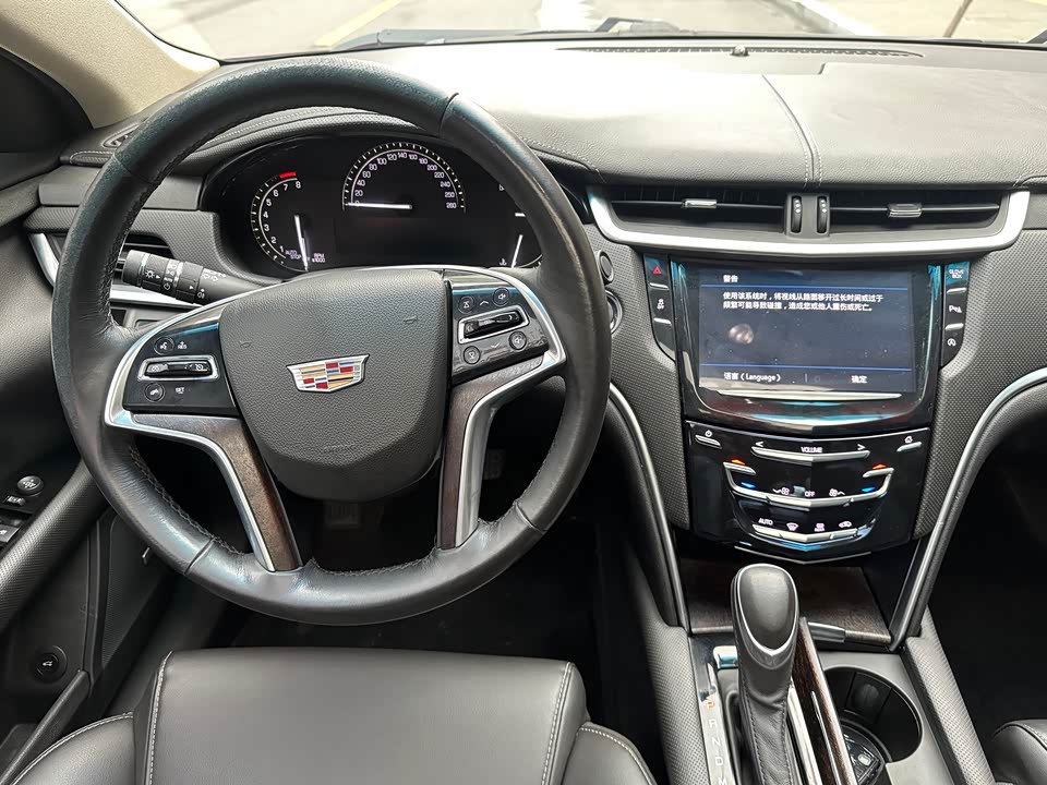 Cadillac XTS
