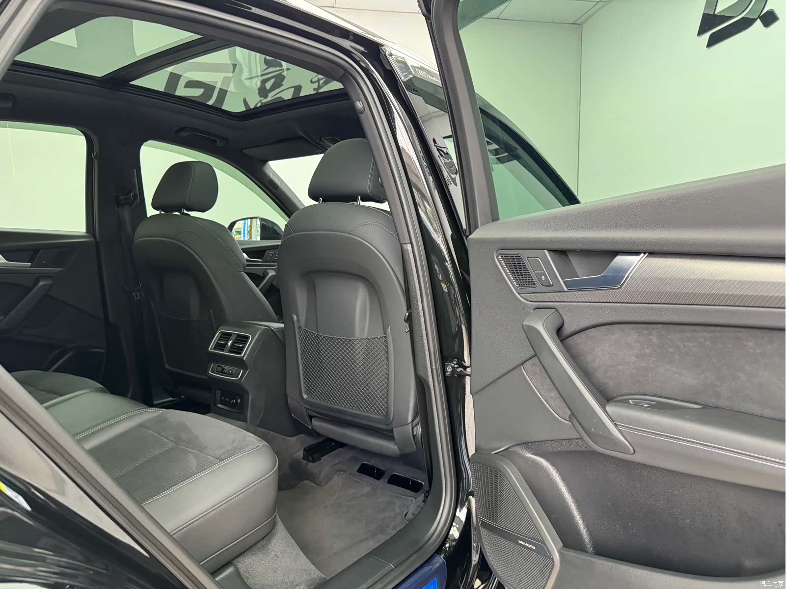 Audi Q5L, 2023 11