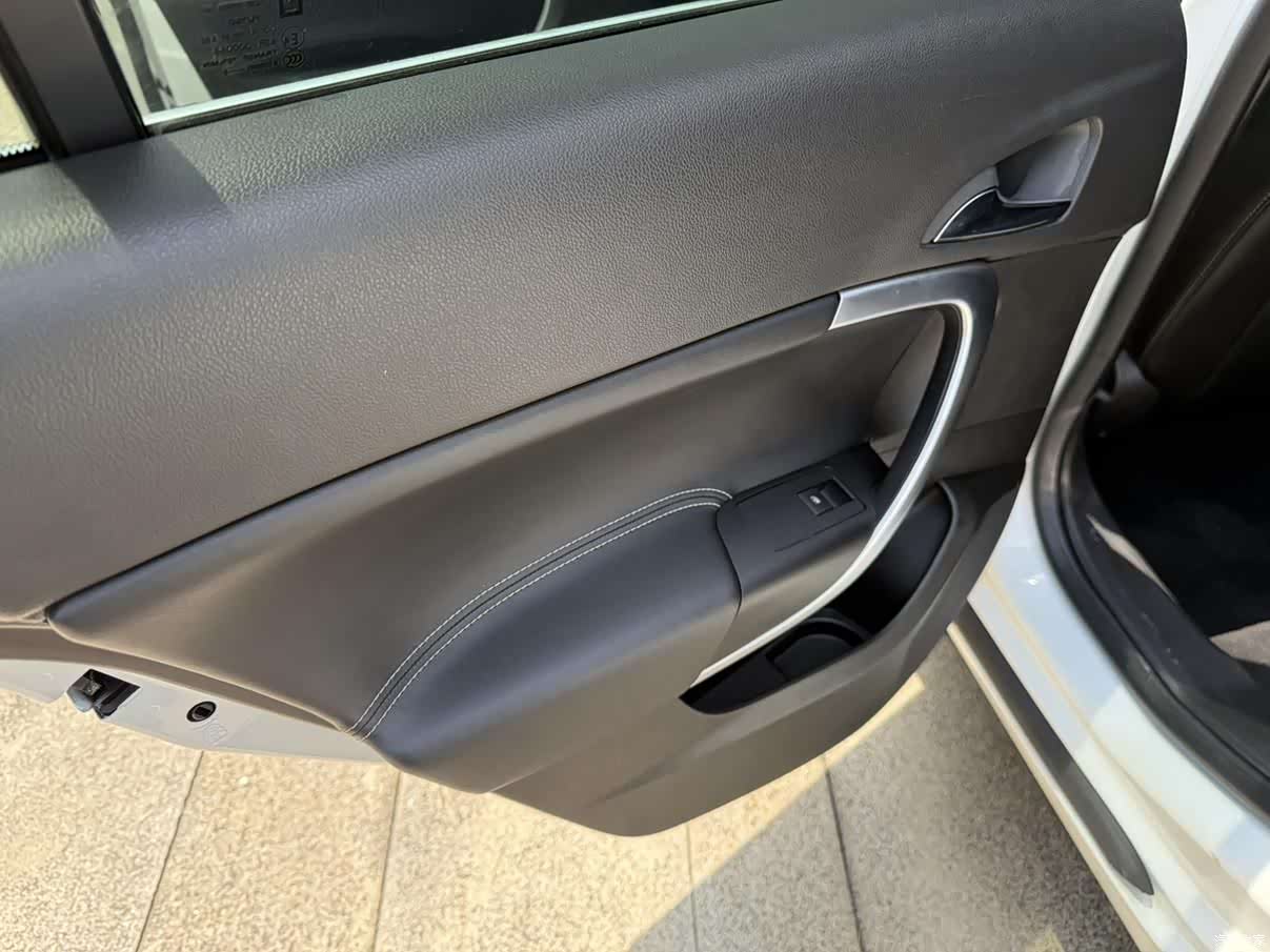Buick Regal, 2015 12