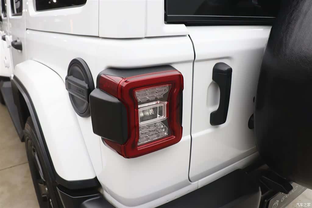 Jeep Wrangler, 2022 30