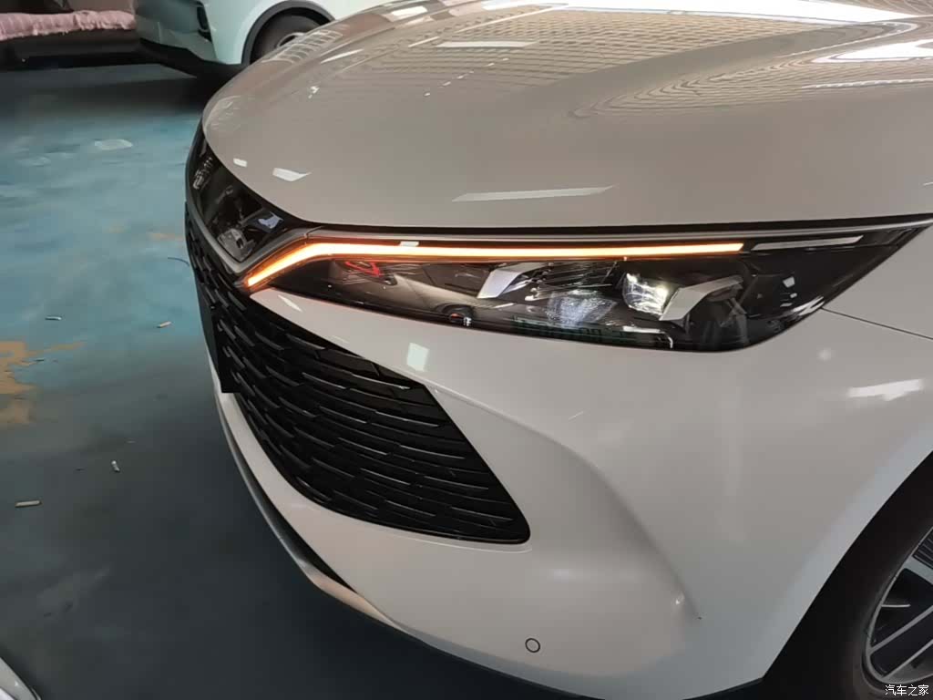 BYD Qin, 2025 18