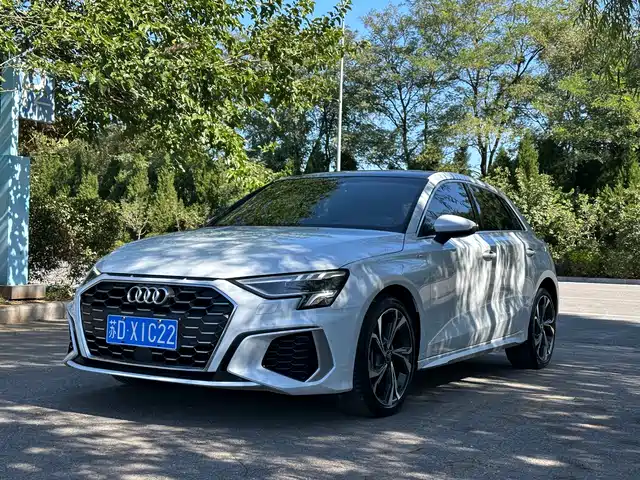 Audi A3 2023 — купить из Китая под заказ