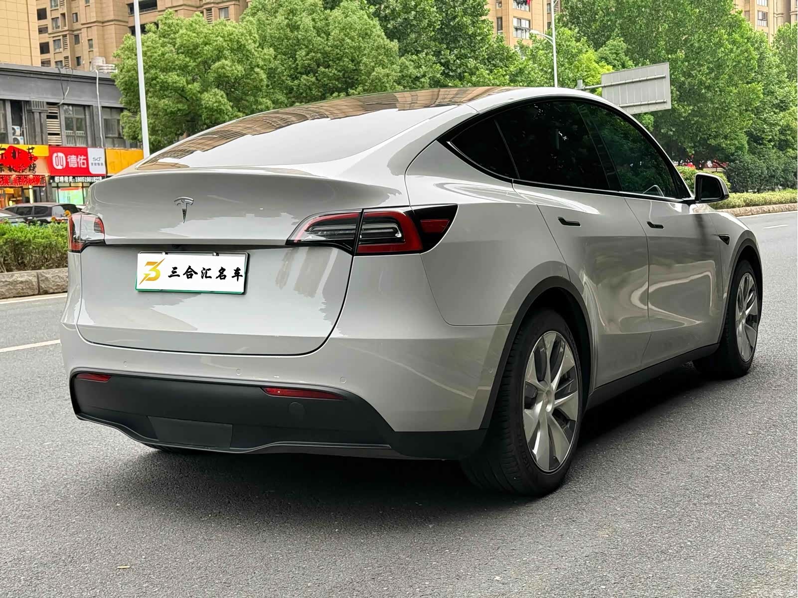 Tesla Model Y, 2021 10