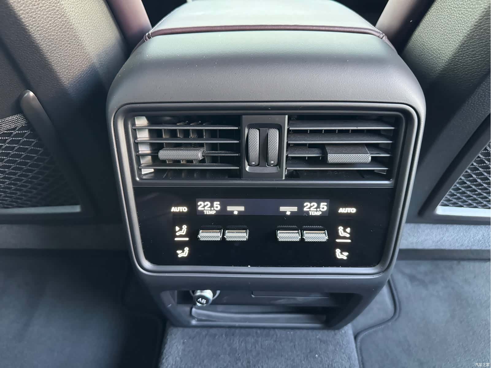 Porsche Cayenne, 2025 22