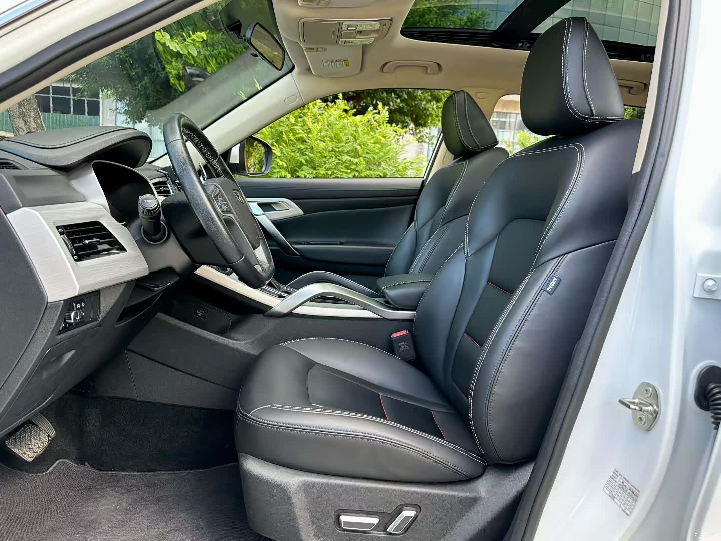 Geely Boyue, 2019 все фото
