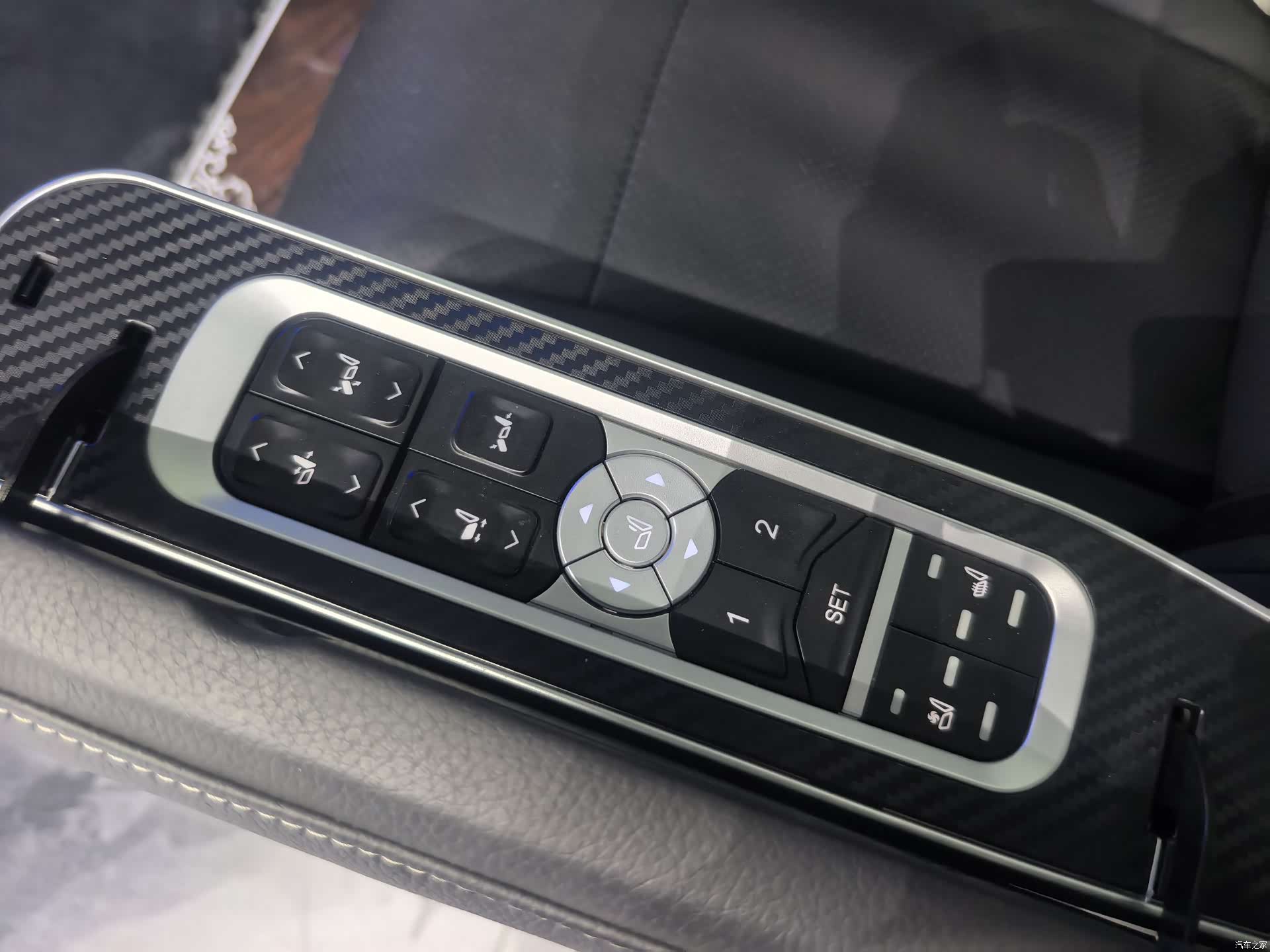 Mercedes-Benz V-Class, 2020 19
