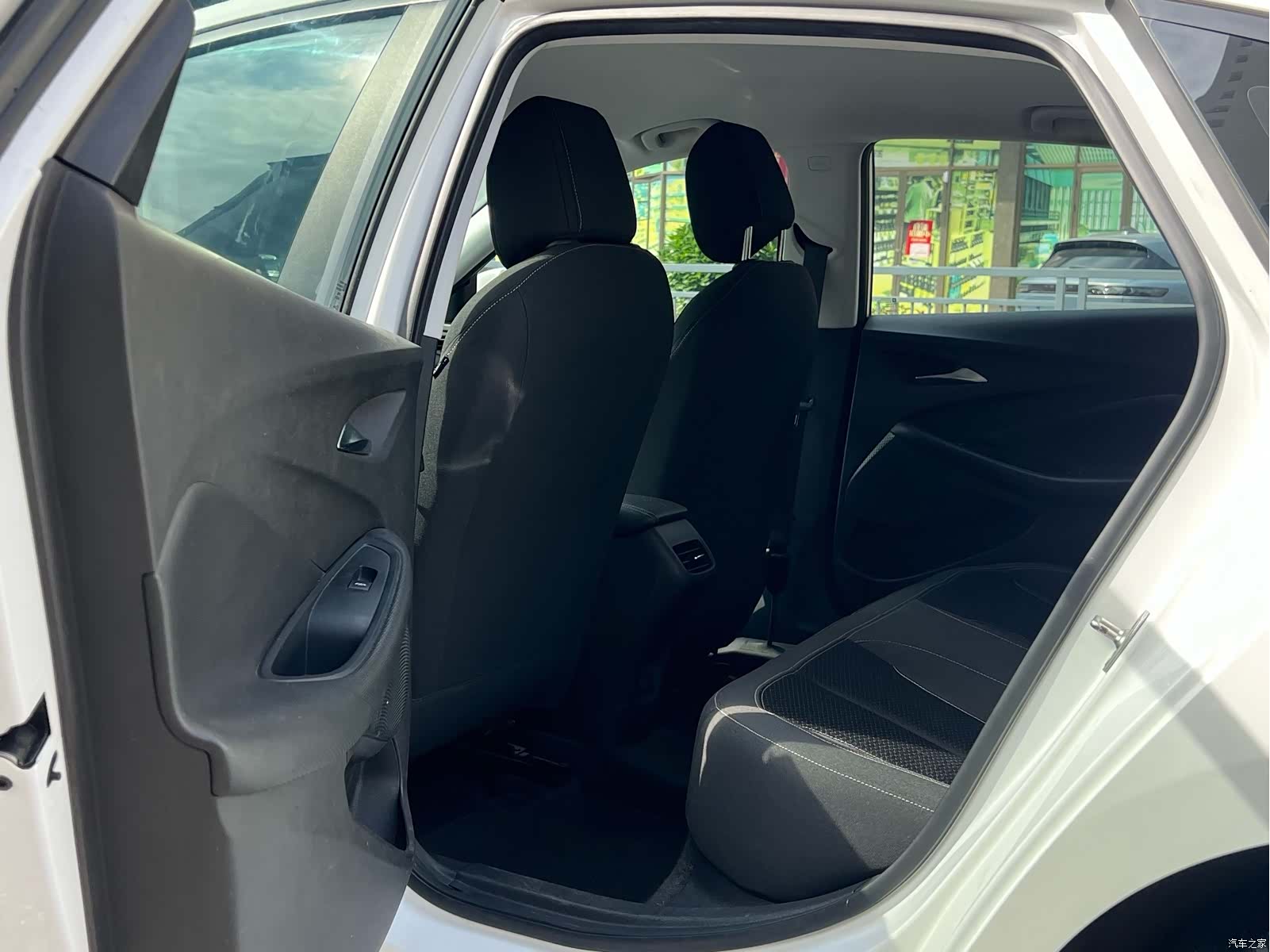 Buick Verano, 2023 11