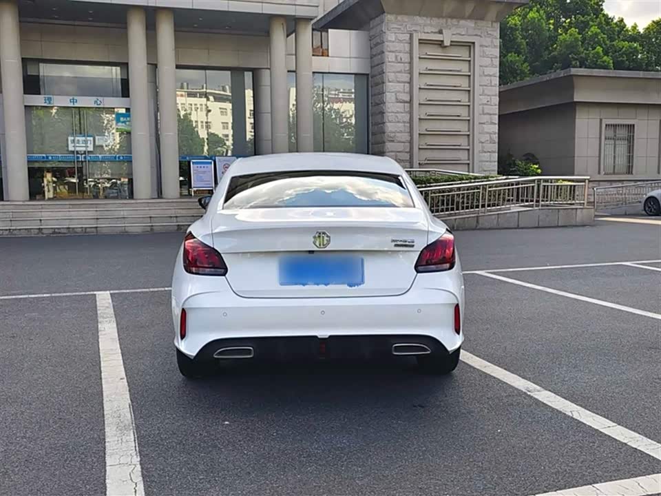 MG MG5
