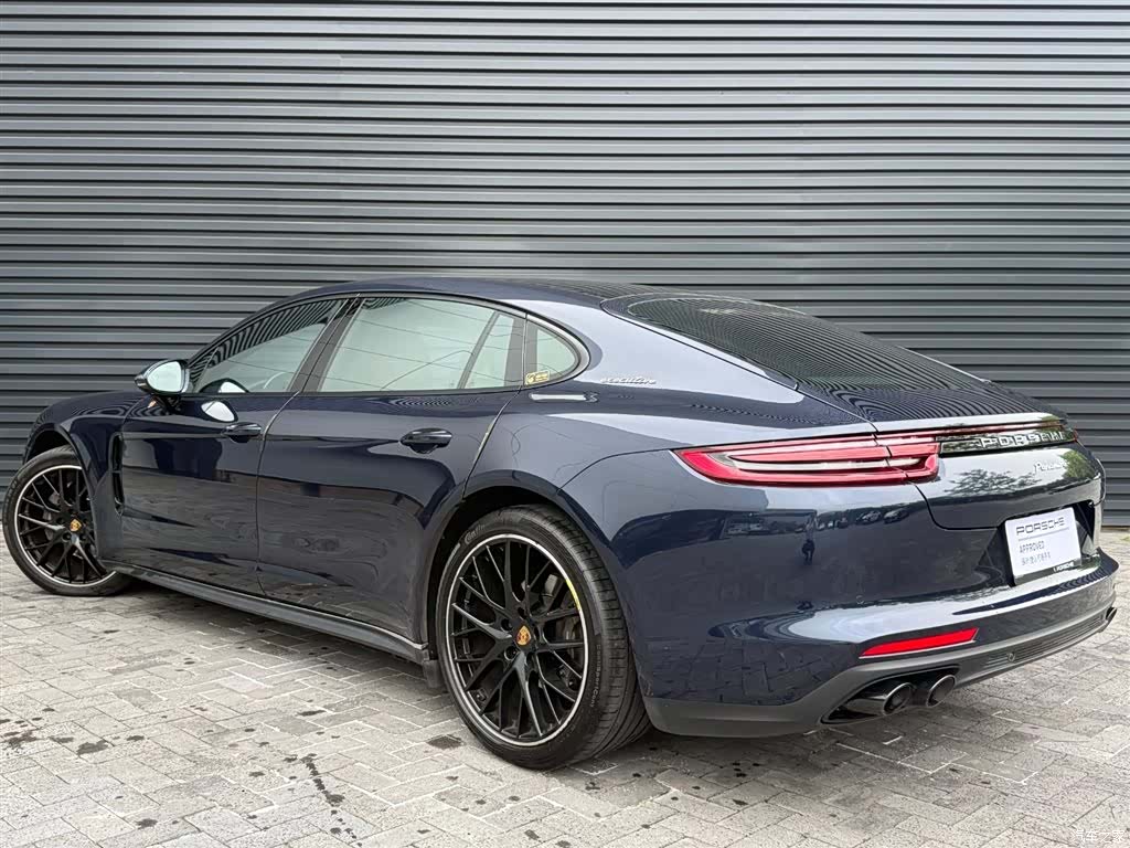 Porsche Panamera, 2019 4