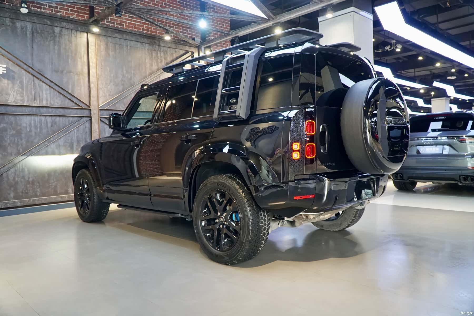 Land Rover Defender, 2022 7
