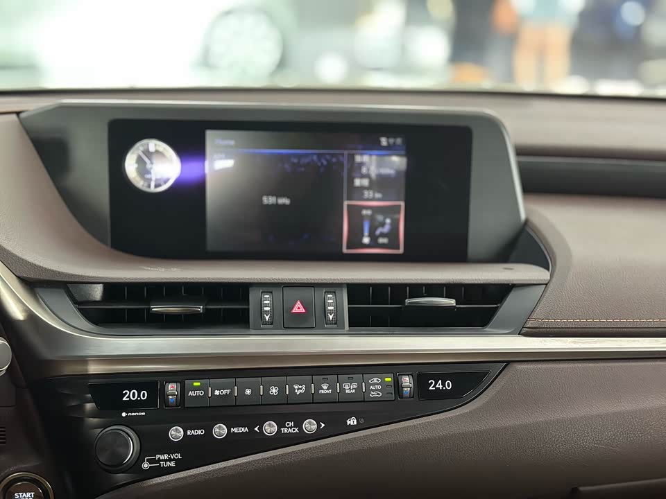 Lexus ES Lexus ES