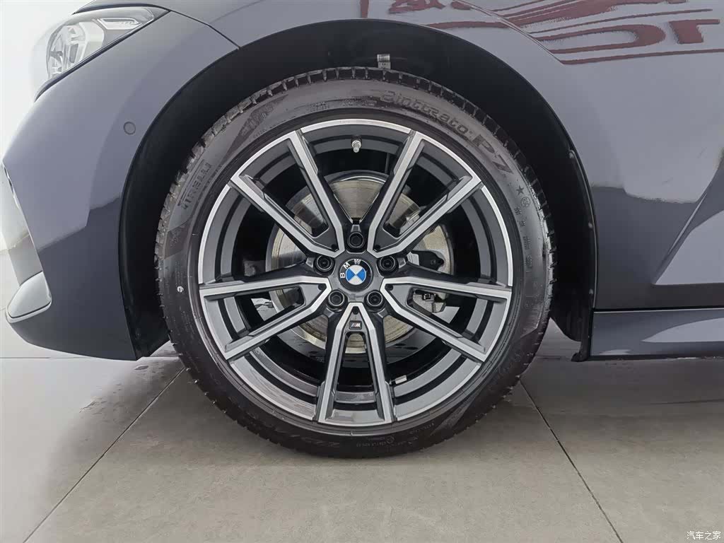 BMW 3 Series, 2026 17