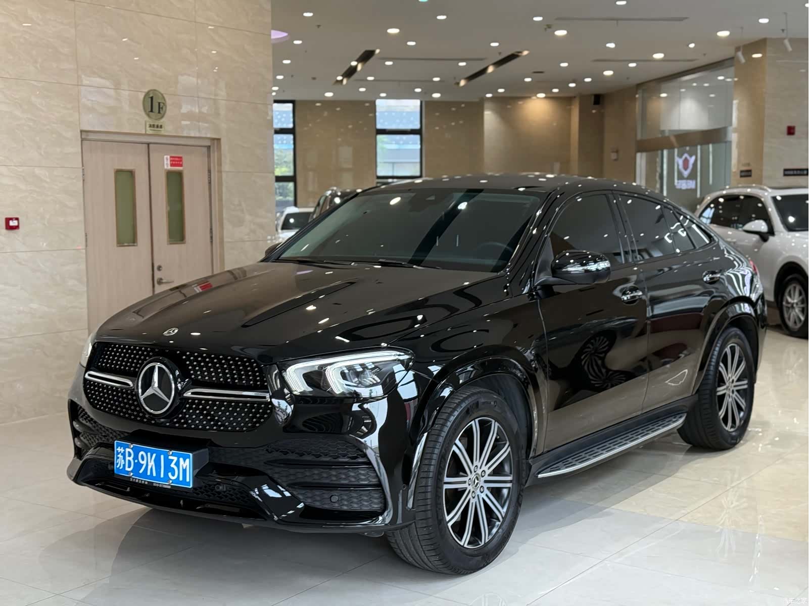 Mercedes-Benz GLE, 2023 1