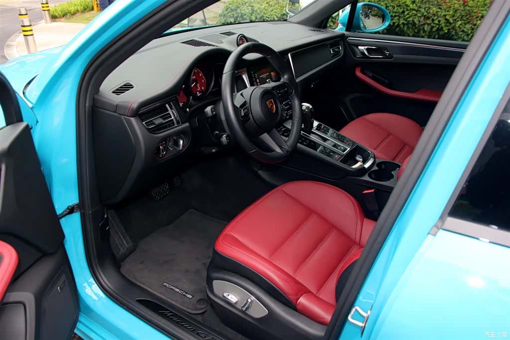Porsche Macan, 2022 6