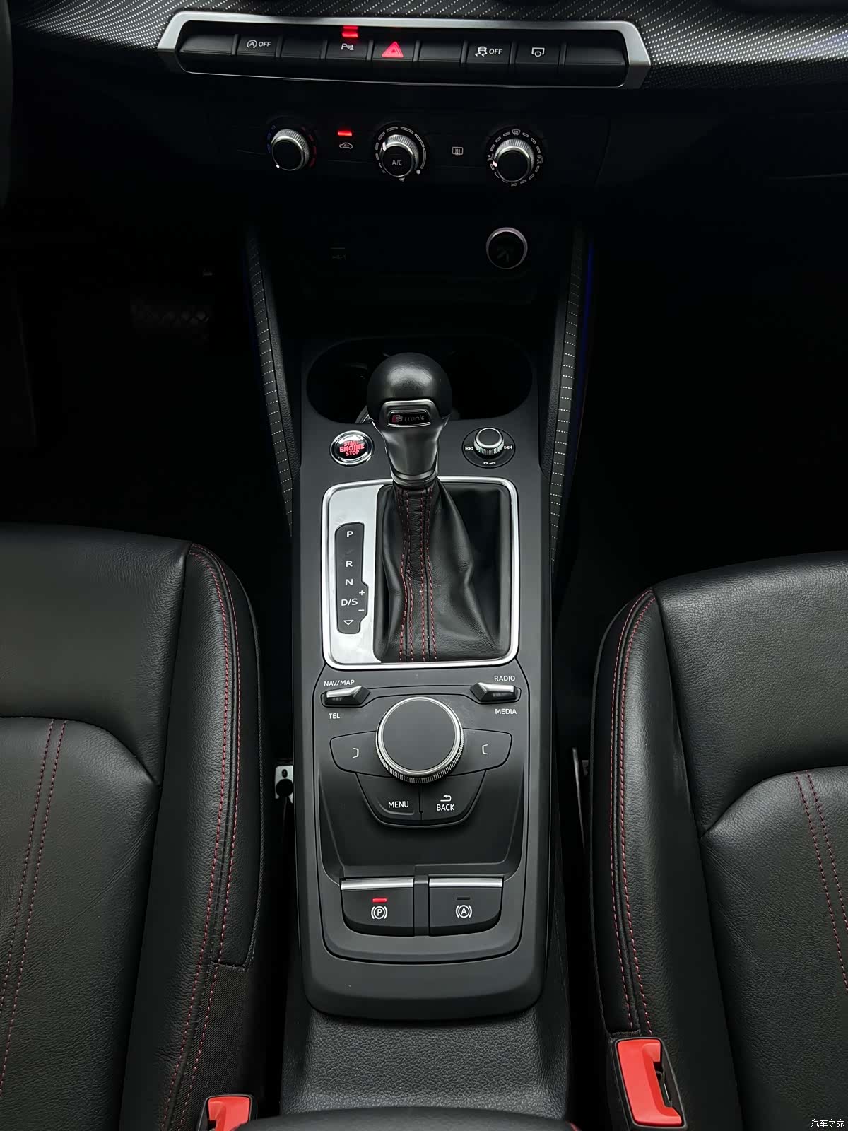 Audi Q2L, 2022 10