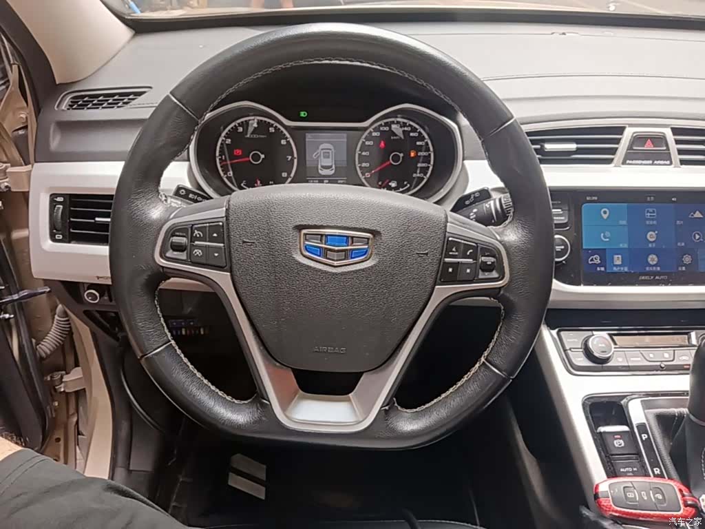 Geely Boyue, 2017 11
