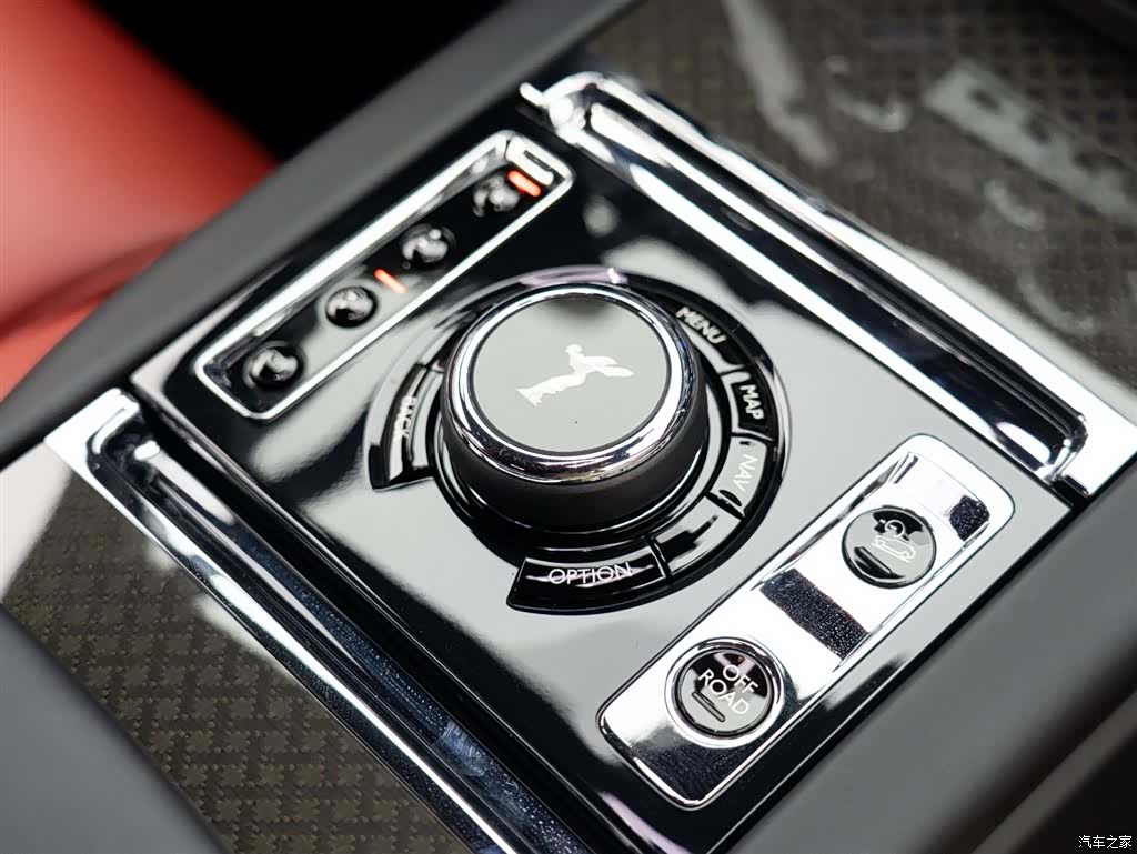 Rolls-Royce Cullinan, 2020 31