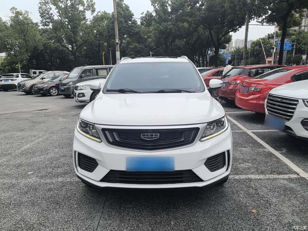 Geely X6, 2021 3