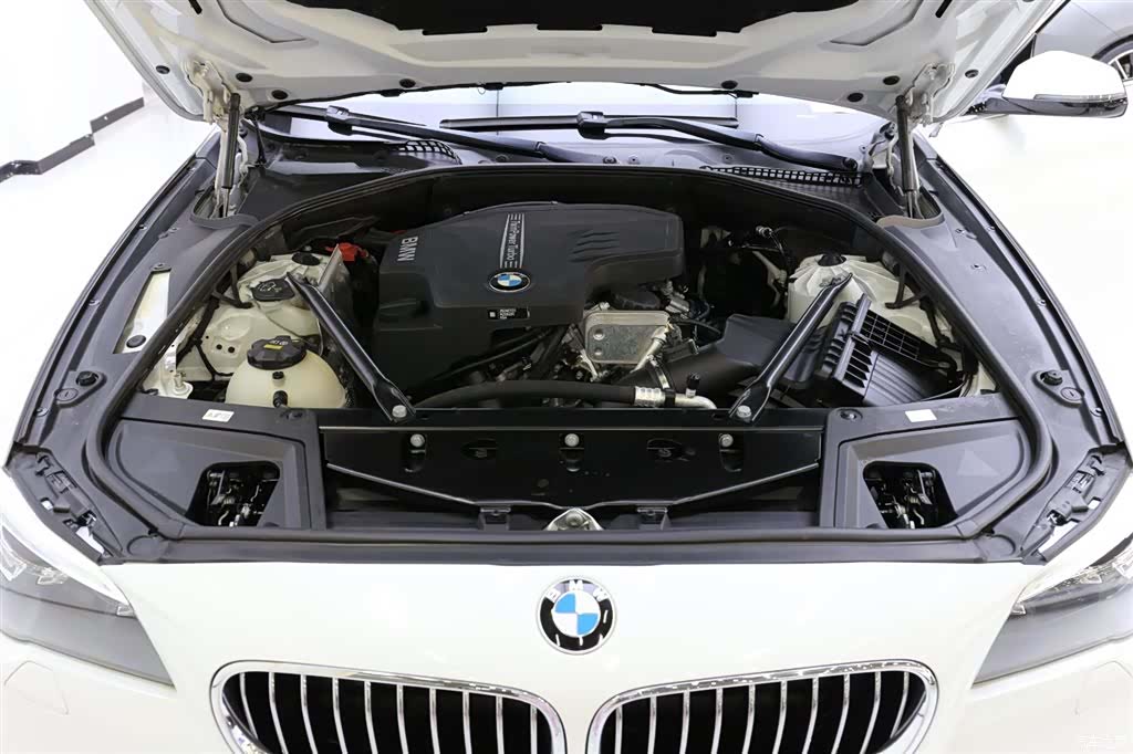BMW 5 Series, 2017 22