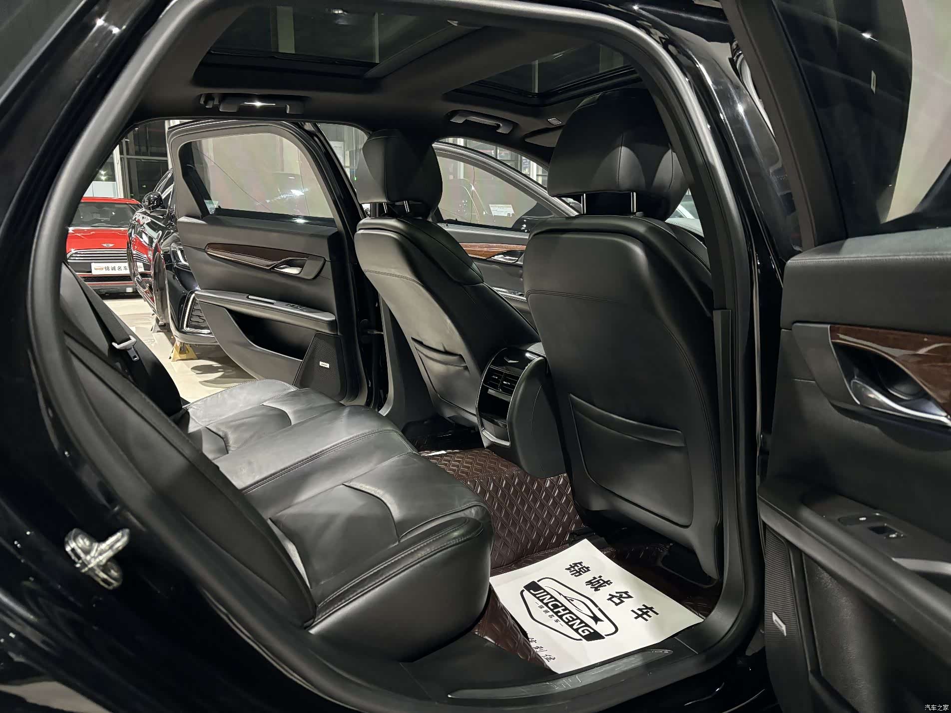 Cadillac CT6, 2023 10
