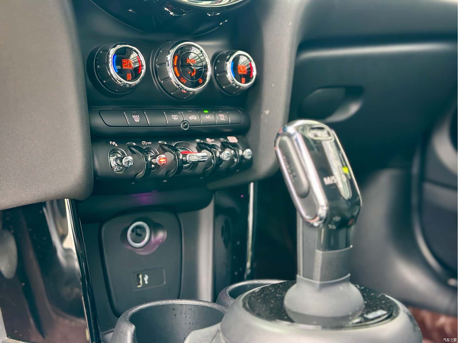 Mini Cooper, 2023 11