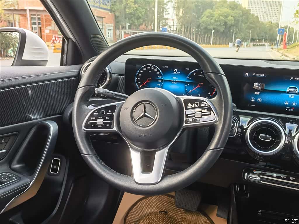 Mercedes-Benz A-Class, 2021 11