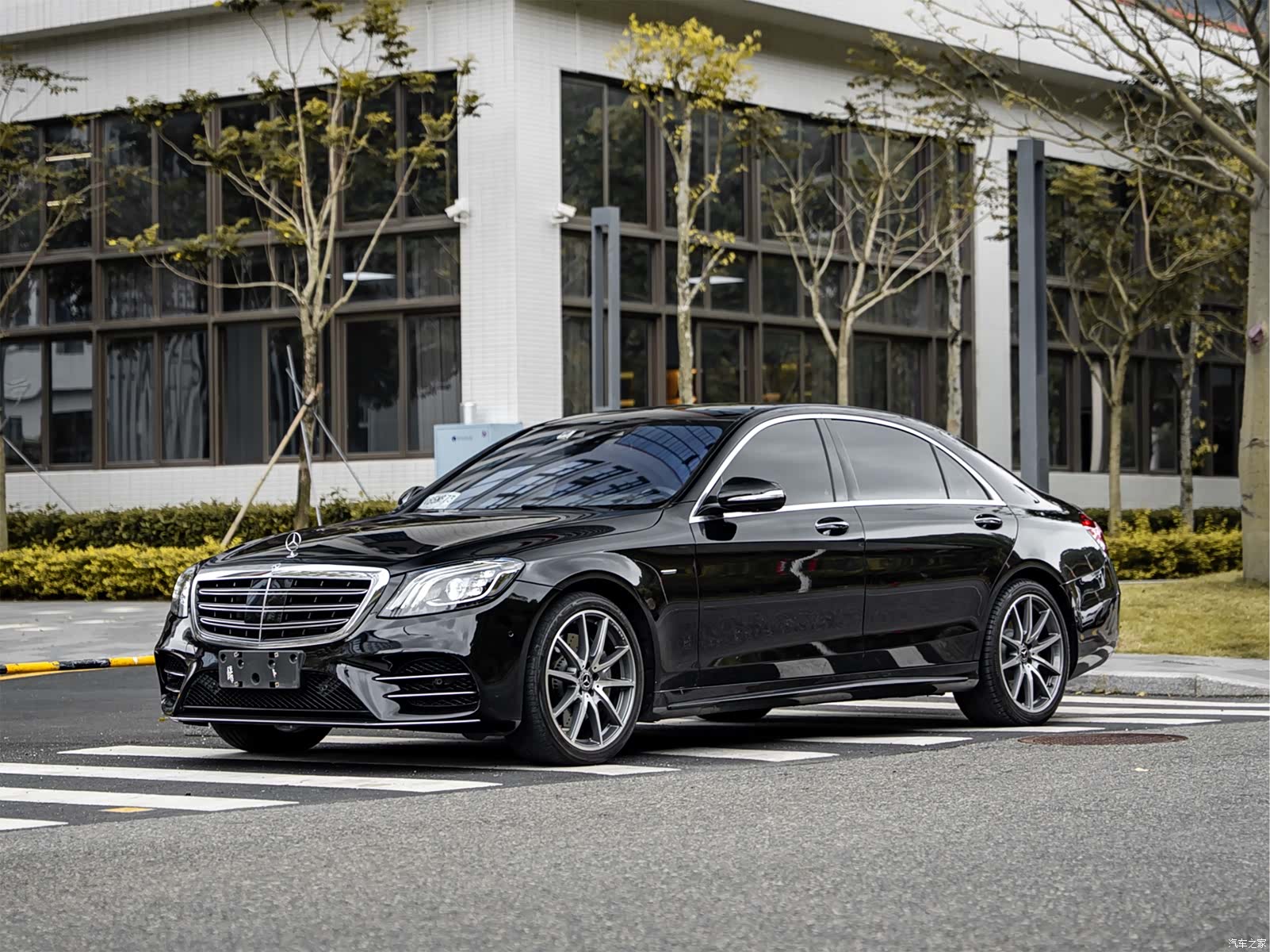 Mercedes-Benz S-Class, 2020 1
