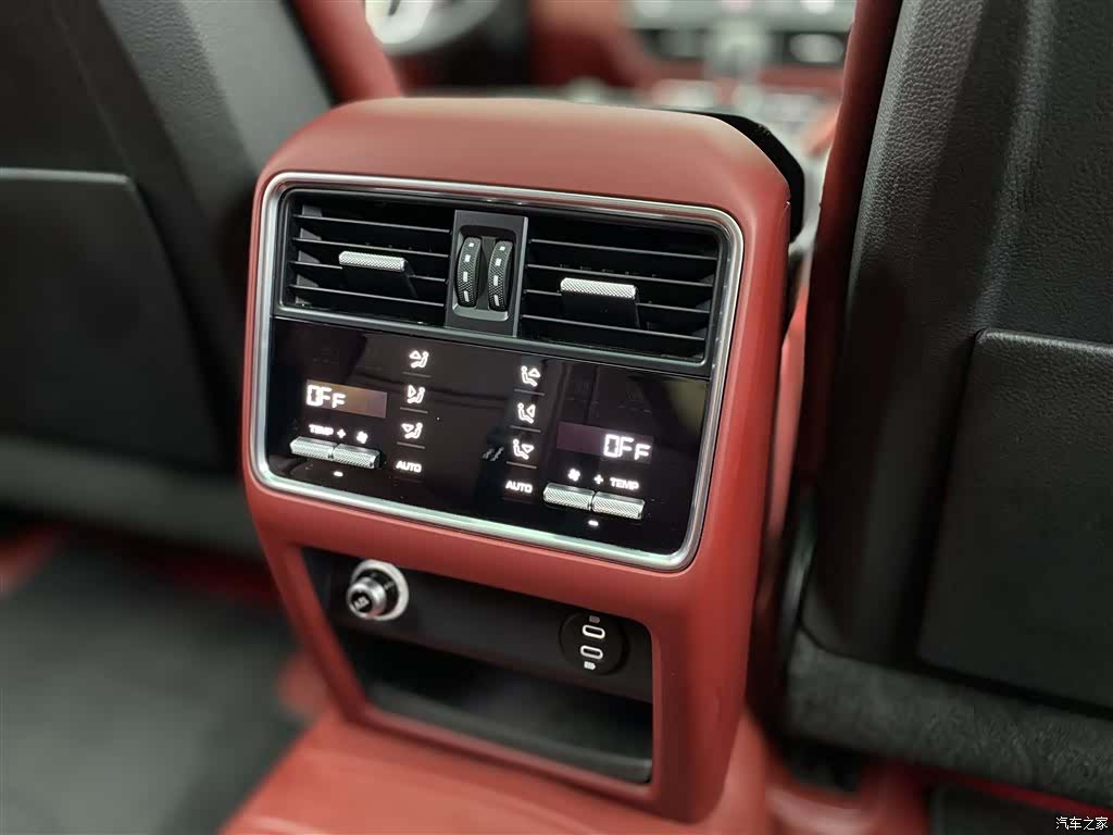 Porsche Cayenne, 2020 24