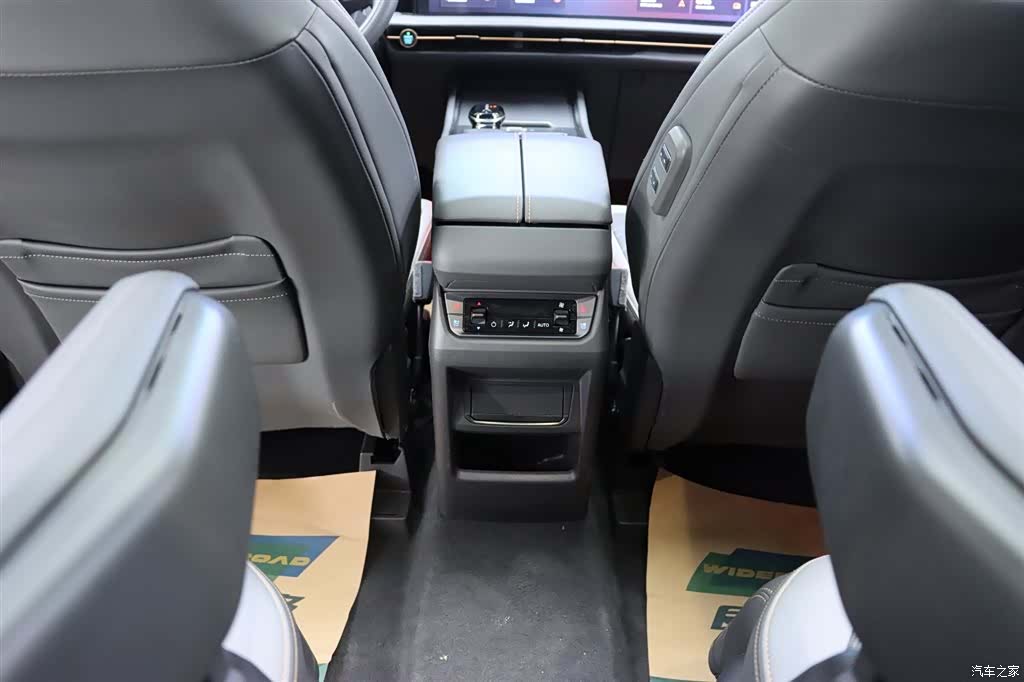 Ford Edge L, 2023 20