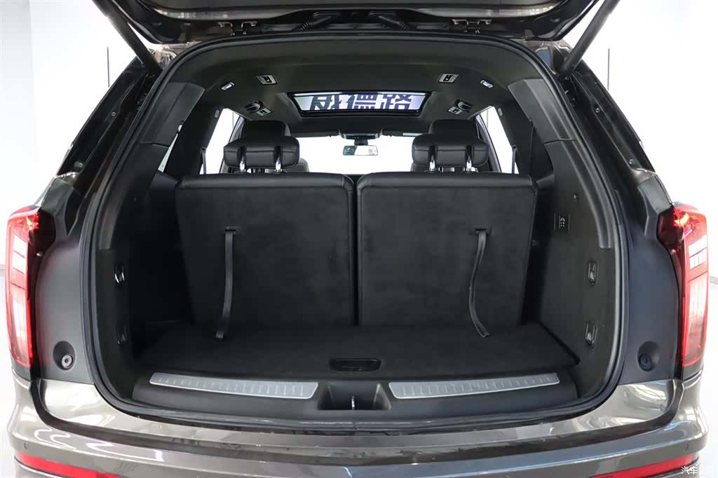 Cadillac XT6, 2022 25