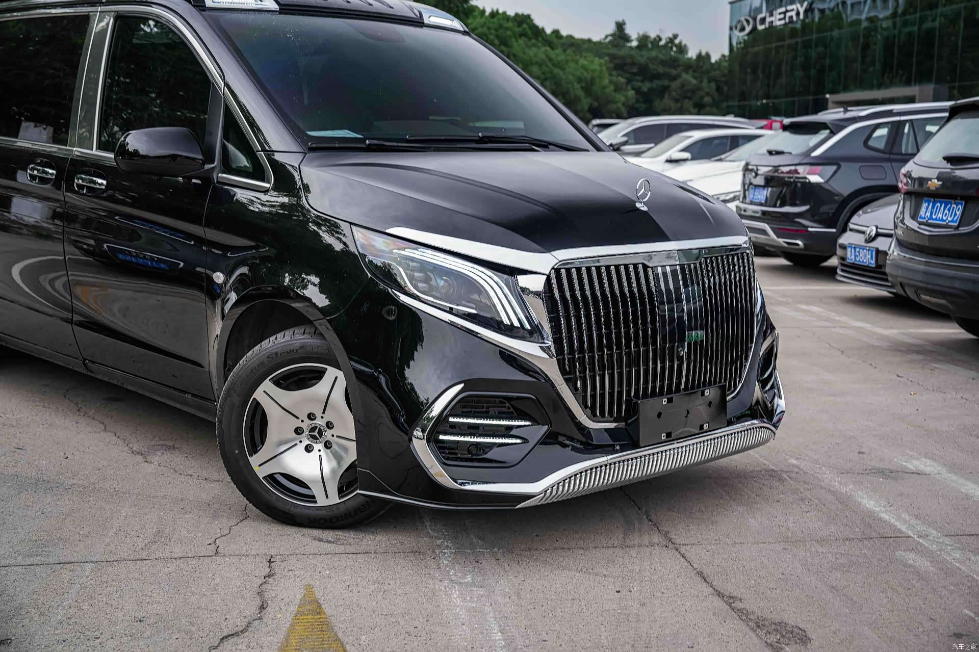 Mercedes-Benz 7, 2023 4