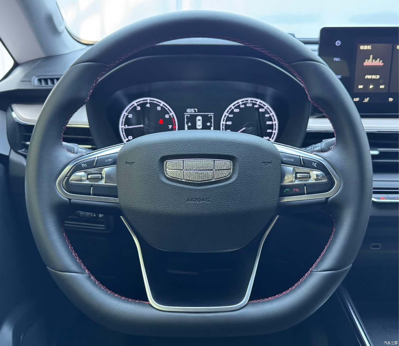 Geely X3, 2022 12