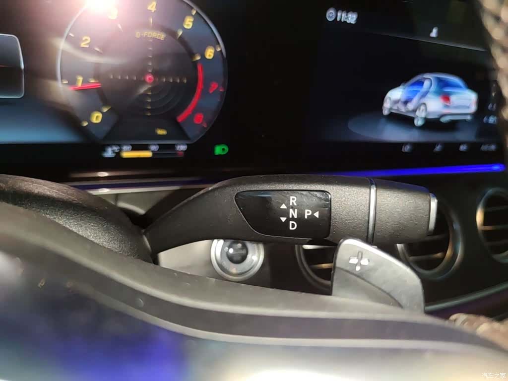 Mercedes-Benz E-Class, 2020 14