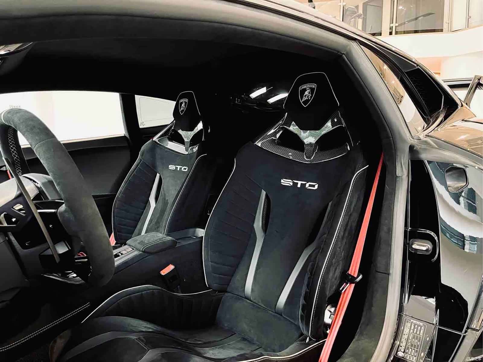 Lamborghini Huracán, 2023 7