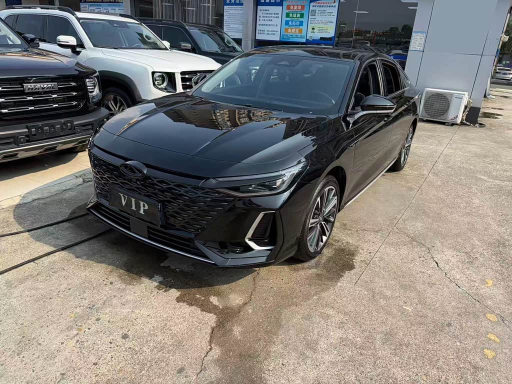 Chery Arrizo 8