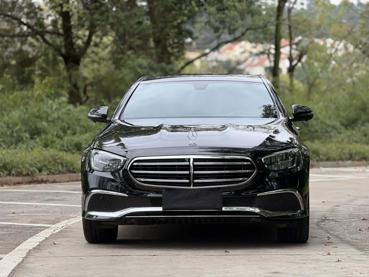 Mercedes-Benz E-Class, 2022 1