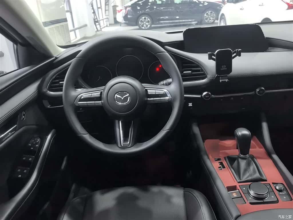 Mazda Mazda3, 2023 7
